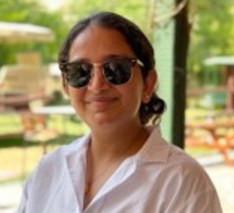 श्रुति व्यास