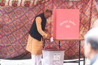 गगन थापाले गरे मतदान