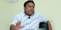 पत्रकार किशोर श्रेष्ठलाई रिहा गर्न र सञ्चार उपकरण फिर्ता दिन सर्वोच्चको आदेश