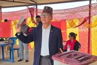 राप्रपा अध्यक्ष लिङ्देनले गरे मतदान