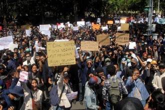 जेन-जी पुस्ताको विश्वव्यापी आन्दोलन: इन्डोनेसियादेखि हङकङसम्म