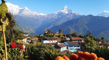 नजिकबाट माछापुच्छ्रे हिमाल नियाल्न हेम्जाकोट : पर्यटन र इतिहासको संगम