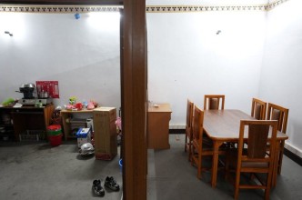 मन्त्री महावीर पुनको नयाँ अभ्यास : मन्त्रालयमै बास, सरकारलाई करोडौं बचत