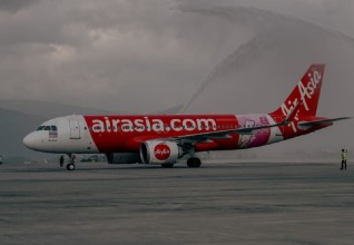 एयर एसियाको काठमाडौँ र भैरहवामा व्यावसायिक उडान सुरु