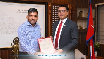 अर्थमन्त्री डा. स्वर्णिम वाग्लेको राजस्व सल्लाहकारमा एफसीए भोजन अर्याल नियुक्त