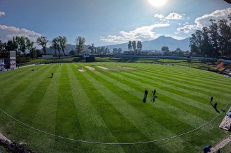 एनपीएल क्रिकेट: पहिलो खेलमा पोखरा र काठमाडौँ प्रतिस्पर्धा गर्दै