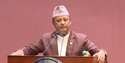 उर्जामन्त्री खड्का कुलमानलाई पेलेरै लोडसेडिङ गर्दै, संसदमै इन्डियाको प्रशंसा