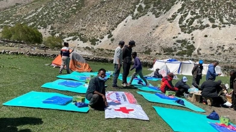 कर्णाली प्रदेश सरकारले पठाएको राहत हुम्ला पुग्यो