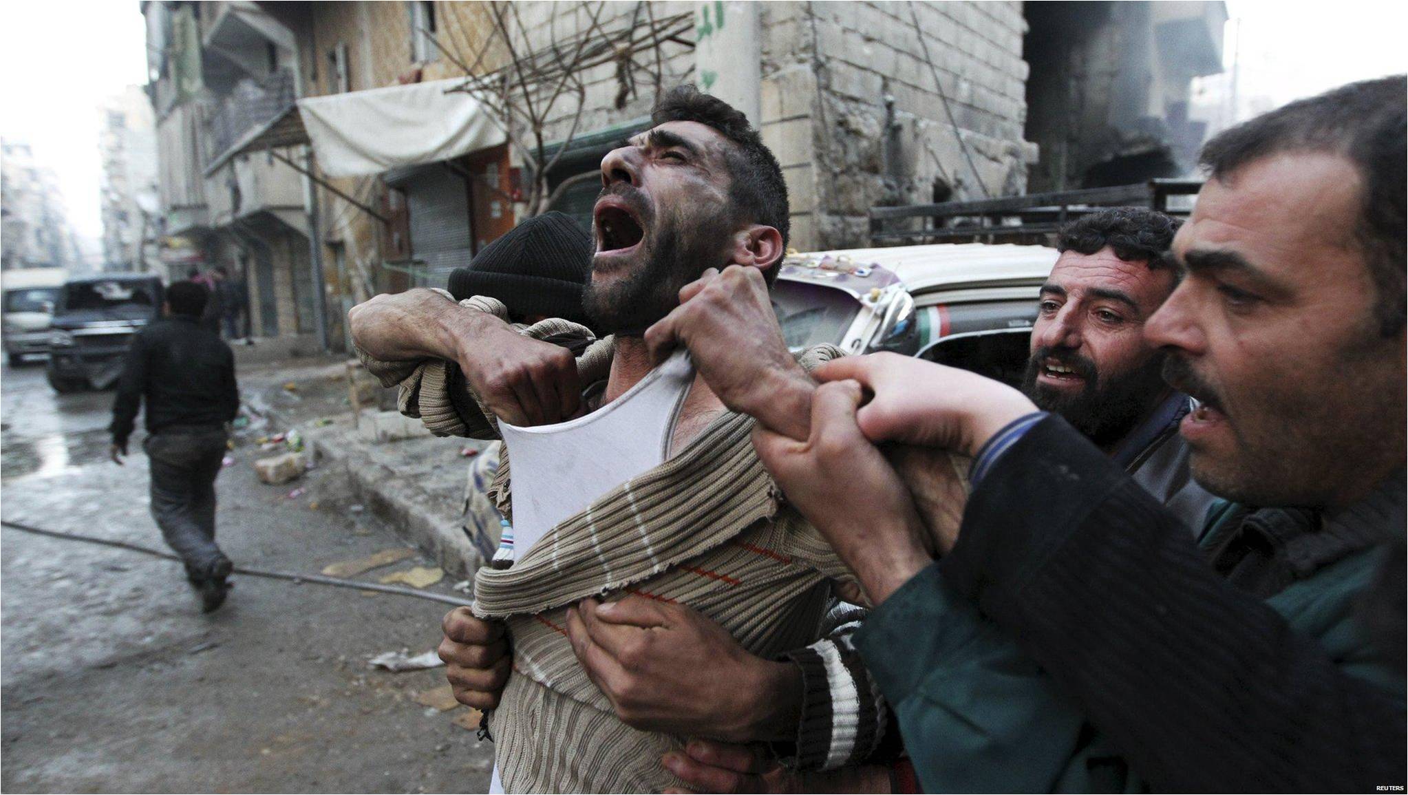 अन्तरिम राष्ट्रपतिले ‘तत्काल युद्धविराम’ घोषणा गरे पनि सिरियामा झडप, ९०० भन्दा बढीको मृत्यु