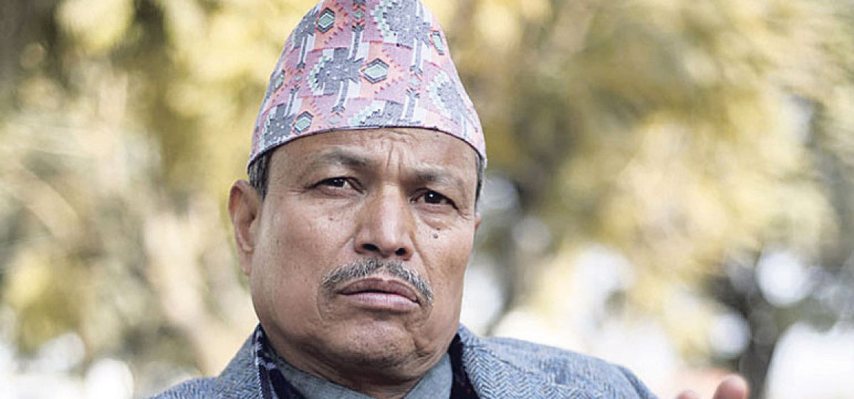 एमालेबाट निष्कासनमा परेका भीम रावलले पत्रकार सम्मेलन गर्दै