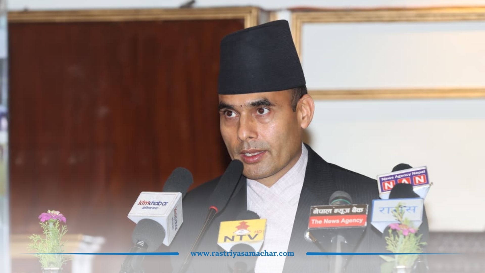 भोटेकोशी बाढी पीडितका तस्वीर–भिडियो सार्वजनिक गर्दा संवेदनशील बन्न सञ्चारमन्त्रीको आग्रह
