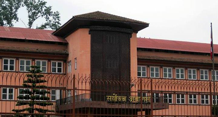 घर जग्गा पास गर्दा ठूलो लिखत नै प्रयोग गर्न अन्तरिम आदेश