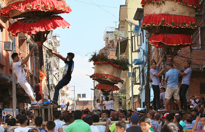 कहीँ नभएको जात्रा हाँडीगाउँको भनिने जात्रा शुरु