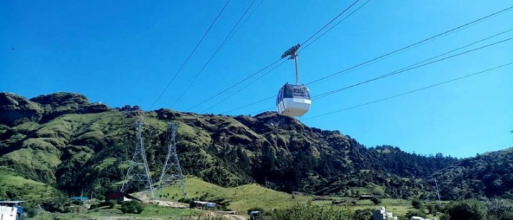 कालीञ्चोकमा केबुलकार सञ्चालन