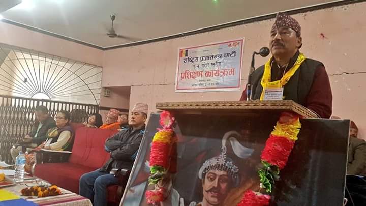 आदर्शको राजनीति गर्नेछु: कमल थापा