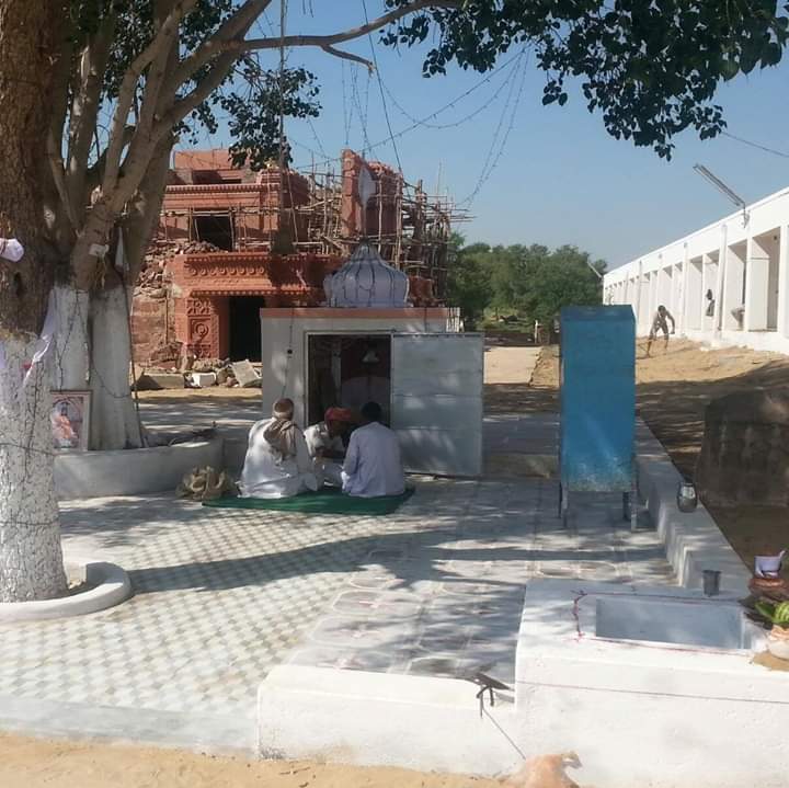 चार दर्जन मन्दिर बनाउने मुस्लिम सांसदको घोषणा