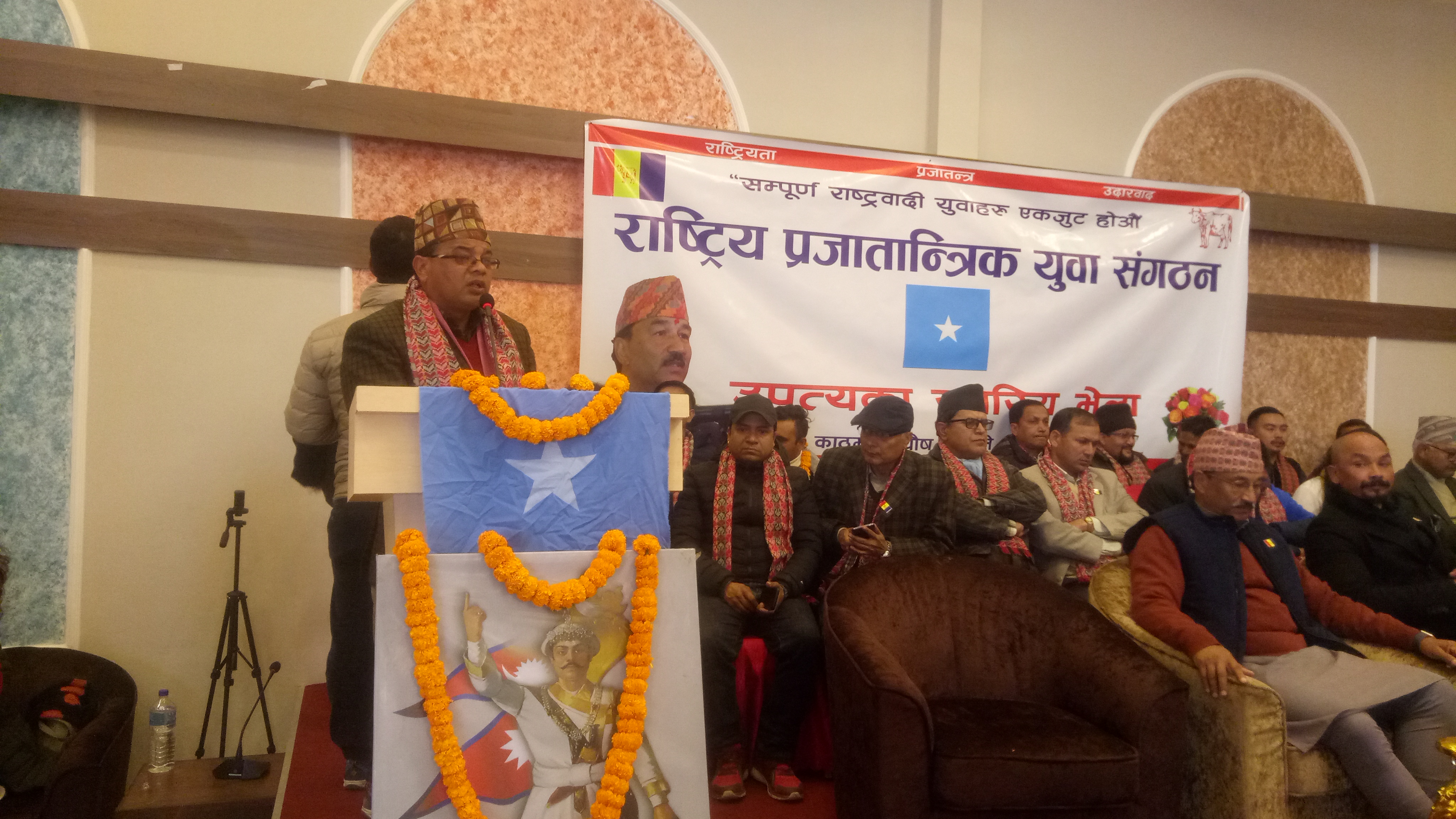 देशले राजसंस्था र हिन्दु राष्ट्र खोजेको छ: प्रकाश रिमाल