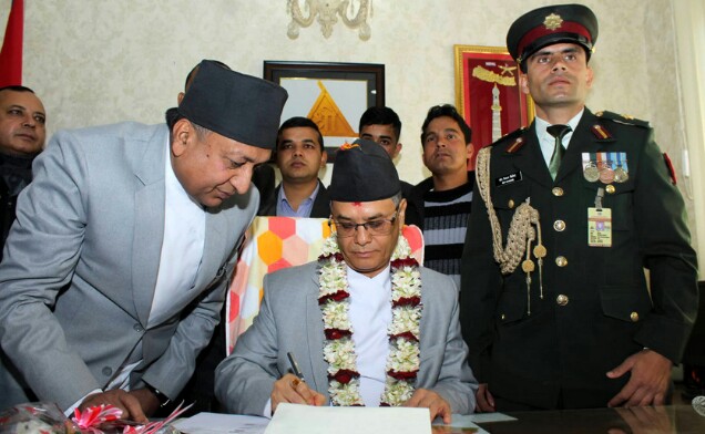 सर्वोच्चका प्रधानन्यायाधीशमा चोलेन्द्र शमसेर राणाले पदभार ग्रहण
