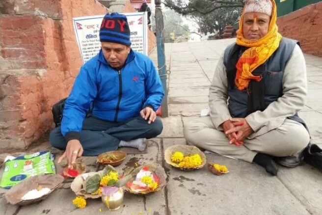 ‘सैनिक शासन’ माग्दै भद्रकालीमा पूजा