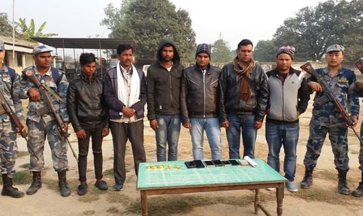 झन्डै २ किलो सुन तस्करीमा वडाध्यक्षसहित ६ जना पक्राउ परेको घटनामा सशस्त्र प्रहरीको अनुसन्धान फितलो