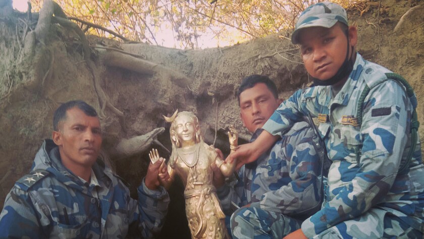 पशुपतिबाट हराएको बाबा गोरखनाथको मूर्ती सशस्त्र प्रहरीले फेला पार्यो