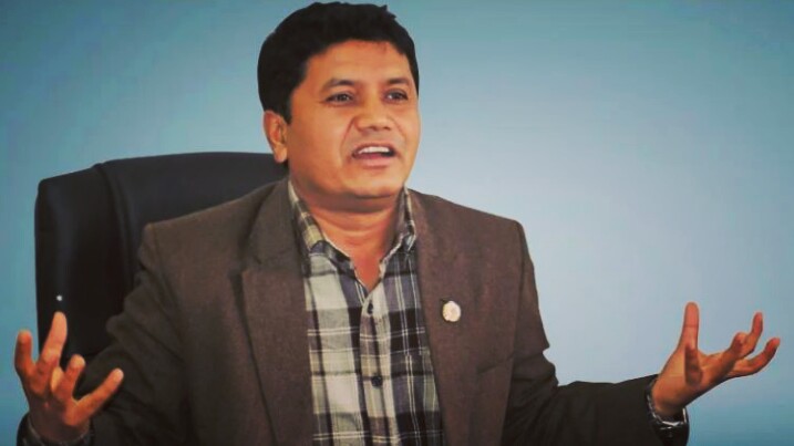 मन्त्री रवीन्द्र अधिकारी चढेको  हेलिकोप्टर सम्पर्कविहीन