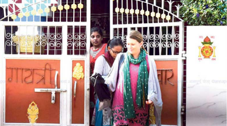 बर्दियामा बसेर इसाई धर्म प्रचार गर्ने एक अस्ट्रेलियाली युवती देश निकाला