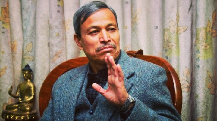 अंगीकृतका सन्तानलाई नागरिकता दिन लागिएकोमा भीम रावलको आपत्ती