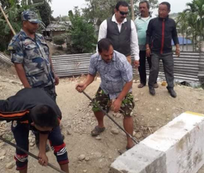 भारतीय पक्षले बनाएको स्तम्भ भत्काइयो