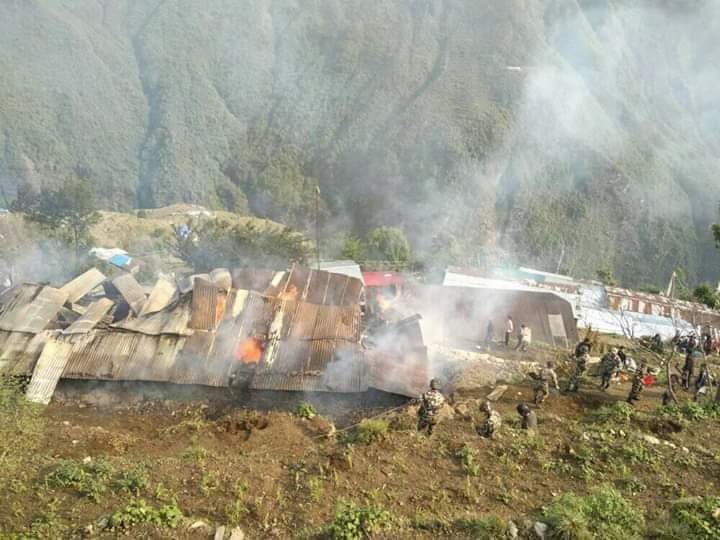 आगो लाग्दा रसुवामा पाँच घर जलेर नष्ट