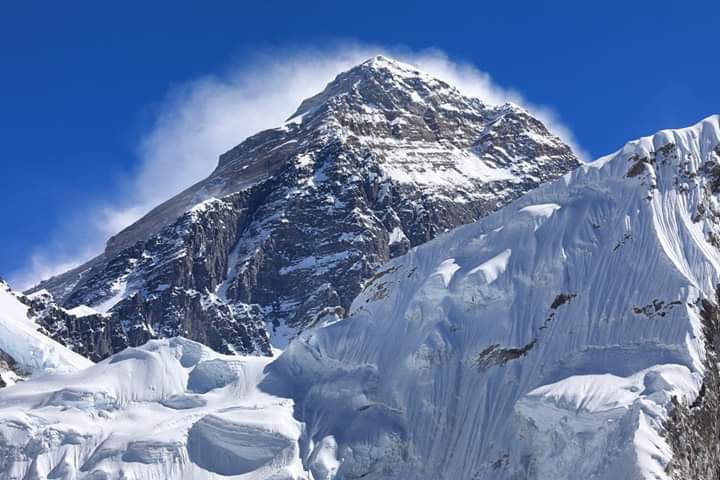 नेपालले पहिलो पटक सगरमाथाको उचाइ नाप्यो