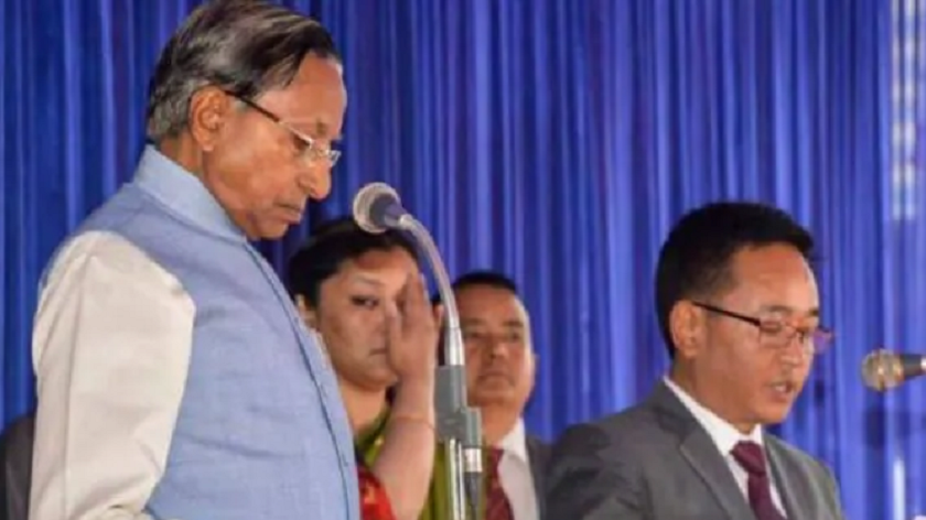 सिक्किमको मुख्यमन्त्रीमा गोले, नेपाली भाषामा लिए सपथ