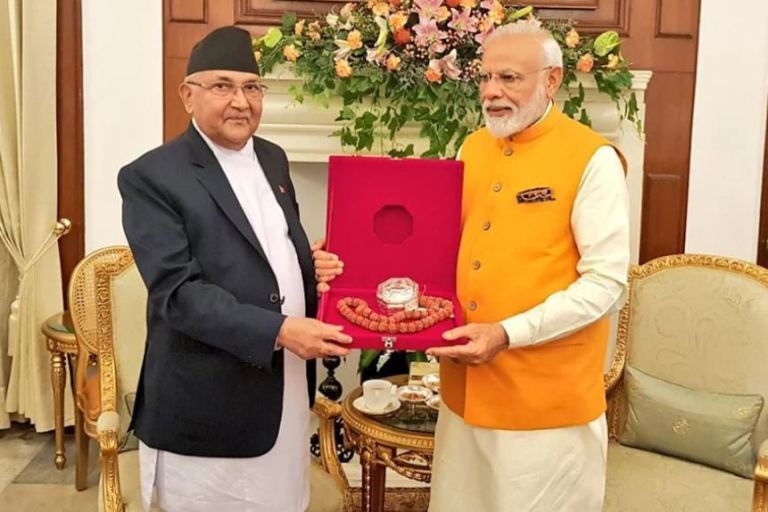 प्रधानमन्त्री ओली र भारतीय प्रधानमन्त्री मोदीबीच भेटवार्ता