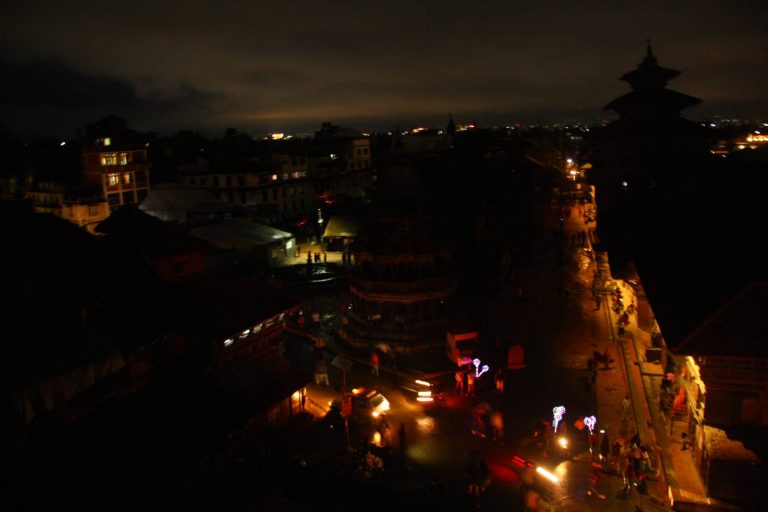 गुठी विधेयकविरुद्ध १५ मिनेटलाई ‘ब्ल्याक आउट’