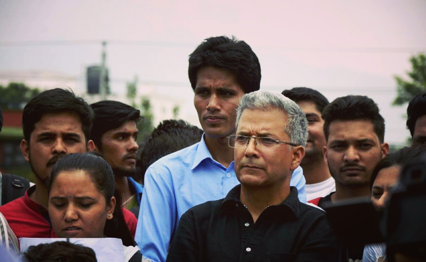 लोकसेवा विज्ञापन रद्द नगर्न रवीन्द्र मिश्रको माग