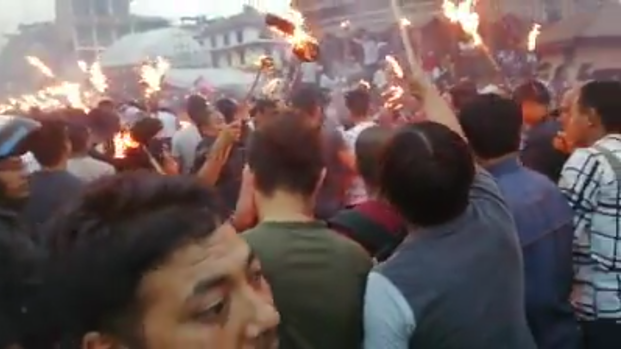 पाटनमा गुठी विद्ययकविरुद्ध मसाल जुलुस( भिडियो सहित)