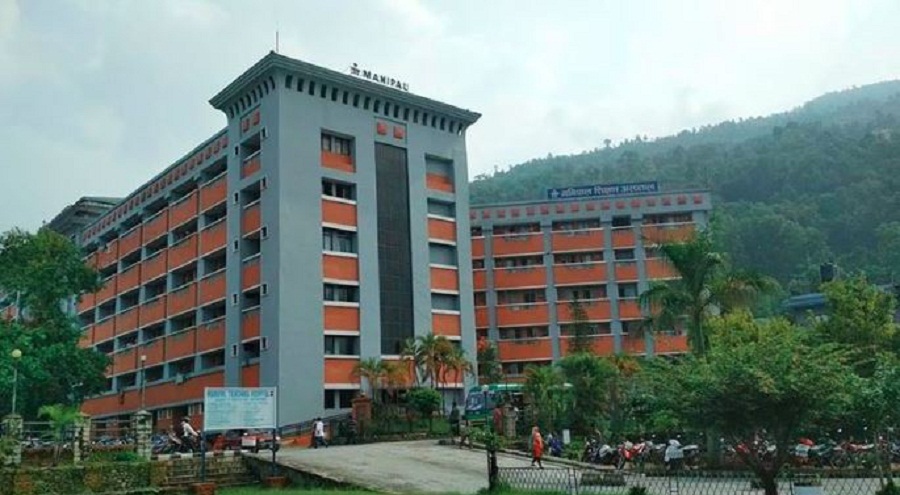 अस्पताल परिसरमै डाक्टरको गाडीले बालकलाई किच्यो