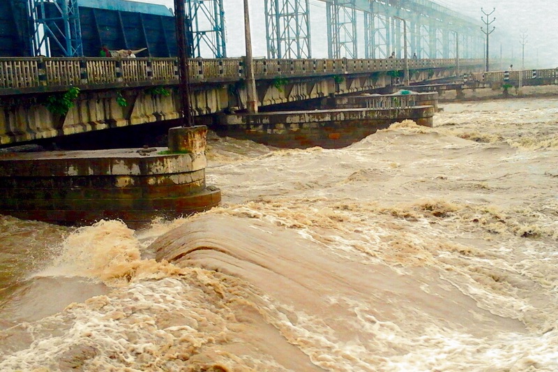 भारतले बिहार डुब्ने डरले सप्तकोशी ब्यारेजका २६ वटा ढोका पुनः बन्द गर्‍यो