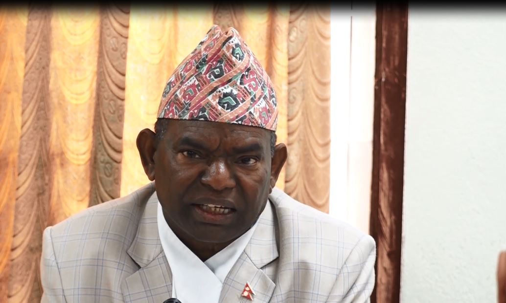 आफैँले रोजेको ठाउँमा सेवा गर्न नजाने कर्मचारीलाई जागिरबाटै बर्खास्त गरिने छ : लालबाबु पण्डित