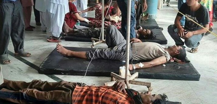 सुर्खेतमा बस दुर्घटनामा तीनको मृत्यु, २७ घाइते 