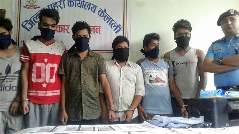 नेपालमा नक्कली नोटको बिगबिगीः ४ पक्राउ