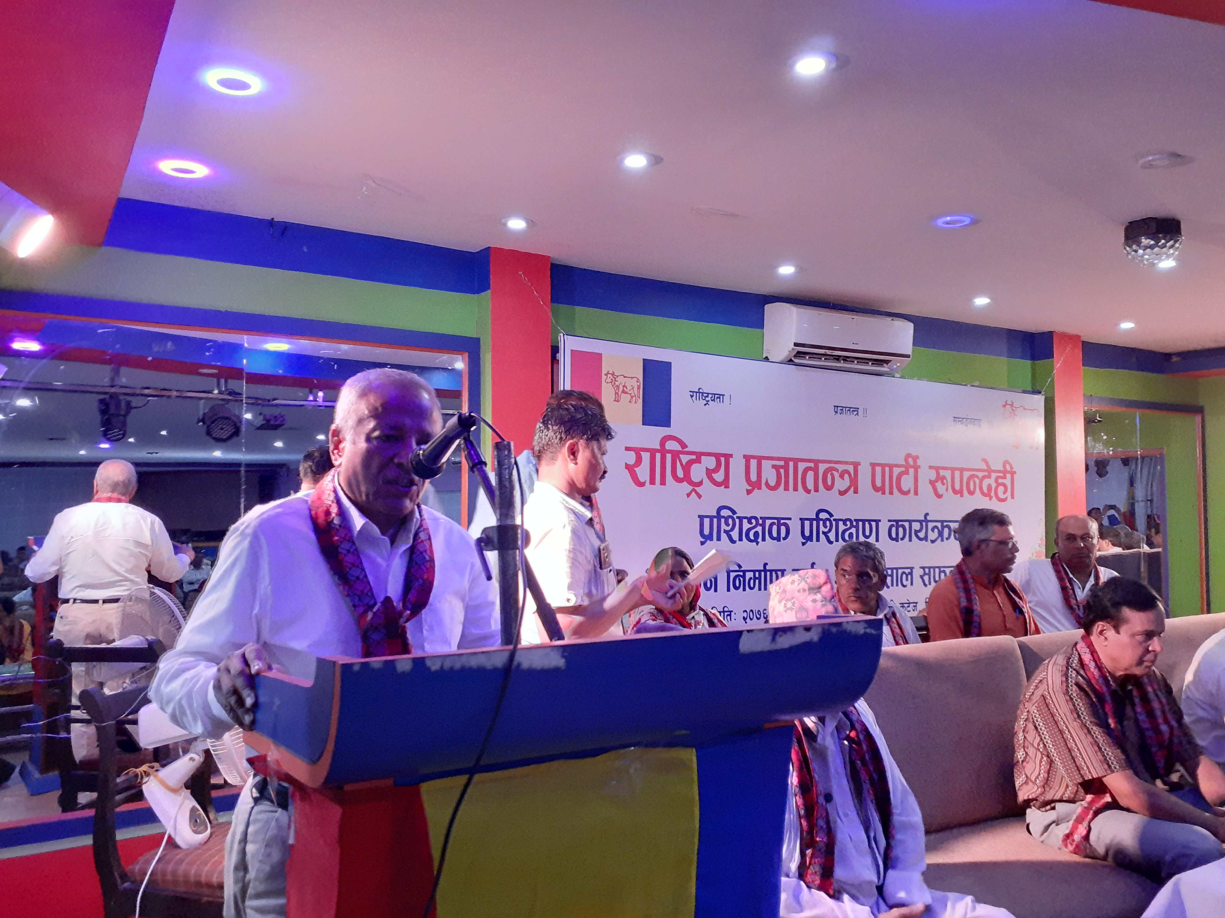 नेकपा सरकारमा नभएको भए एनसेल भ्रष्टाचारका विषयमा आगो बाल्थे: दिपक बोहरा