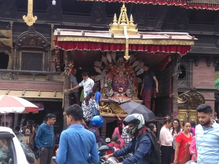 इन्द्रको पूजा–आराधना गरी इन्द्रजात्रा मनाइँदै