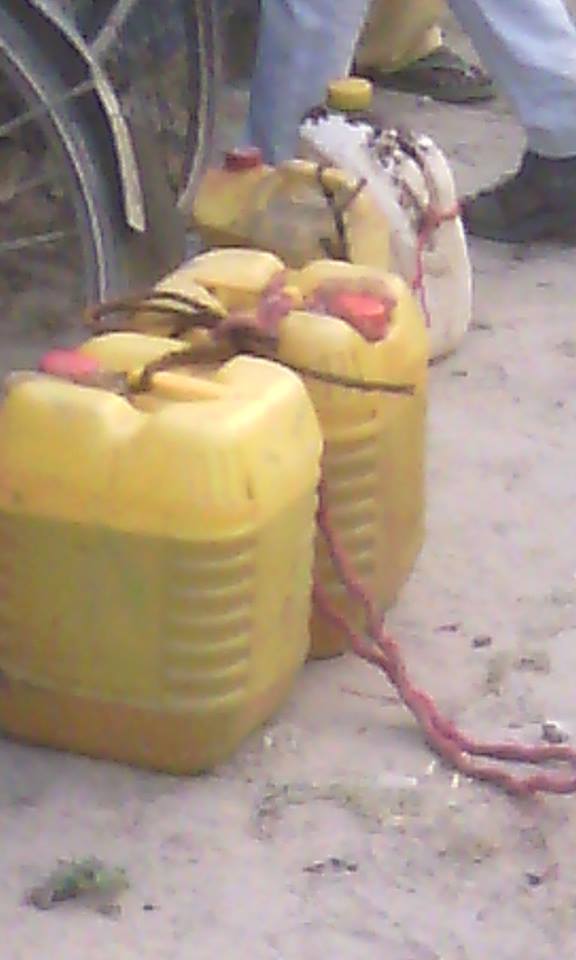 यस्तो गाउँ जहाँ घर घरमा जर्किनमा पेट्रोल पाइन्छ