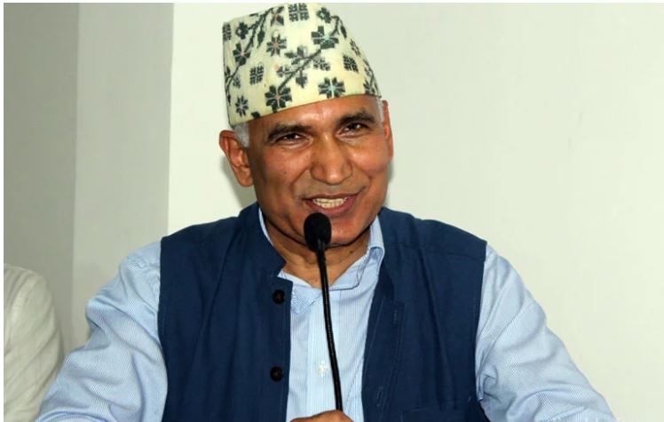 फट्याङ्ग्राहरू उफ्रिँदैमा व्यवस्था परिर्वतन हुँदैन : पौडेल