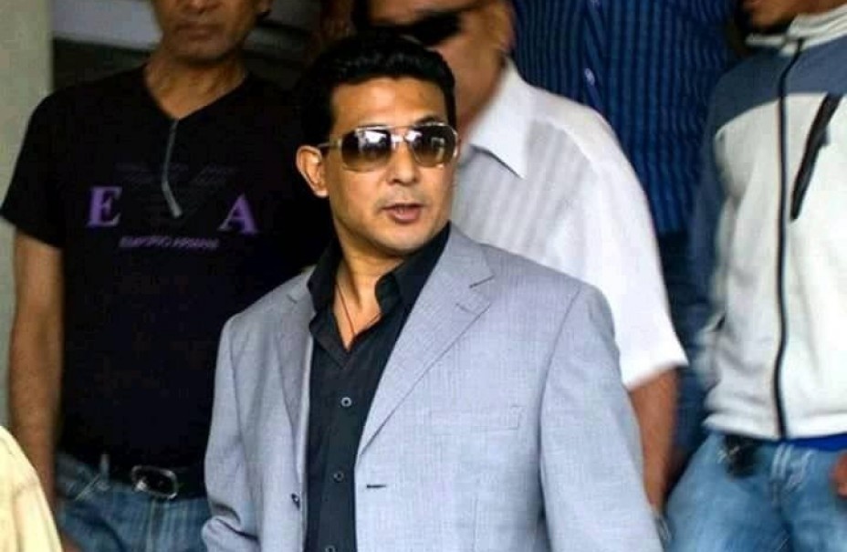 पक्राउ परे सांसद दीपक मनाङे