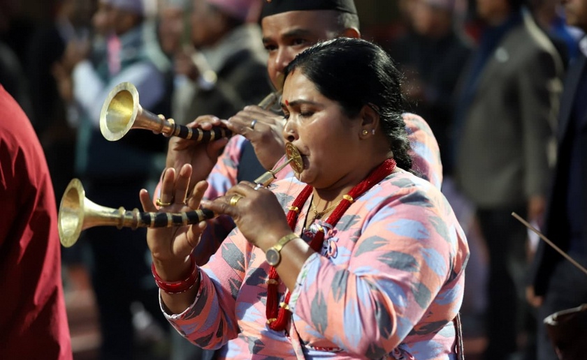 एक्कासि बाजासहितको स्वागतले पर्यटक छक्कै