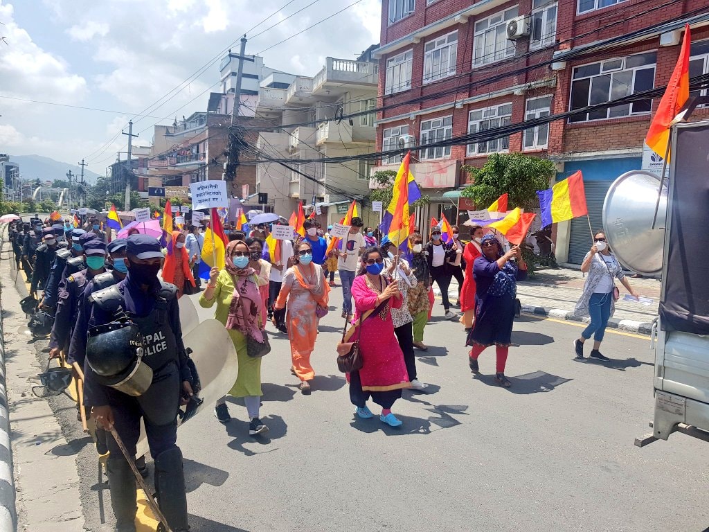 भ्रष्टाचार, अव्यवस्थित क्वारेन्टाइन लगायतका विषयमा राप्रपा महिलाहरुद्वारा विरोध प्रदर्शन