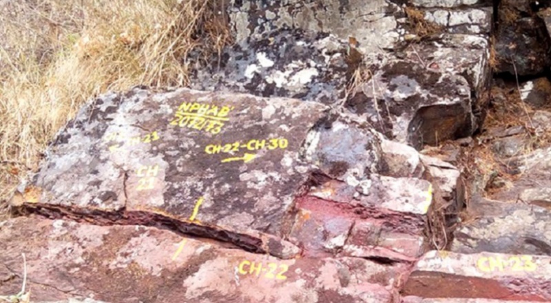 धौवादी फलाम खानीबाट औद्योगिक रूपमा फलाम उत्पादन गर्न सकिने