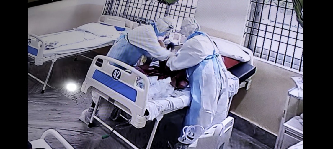 कोरोना संक्रमित महिलाद्वारा शिशुको जन्म